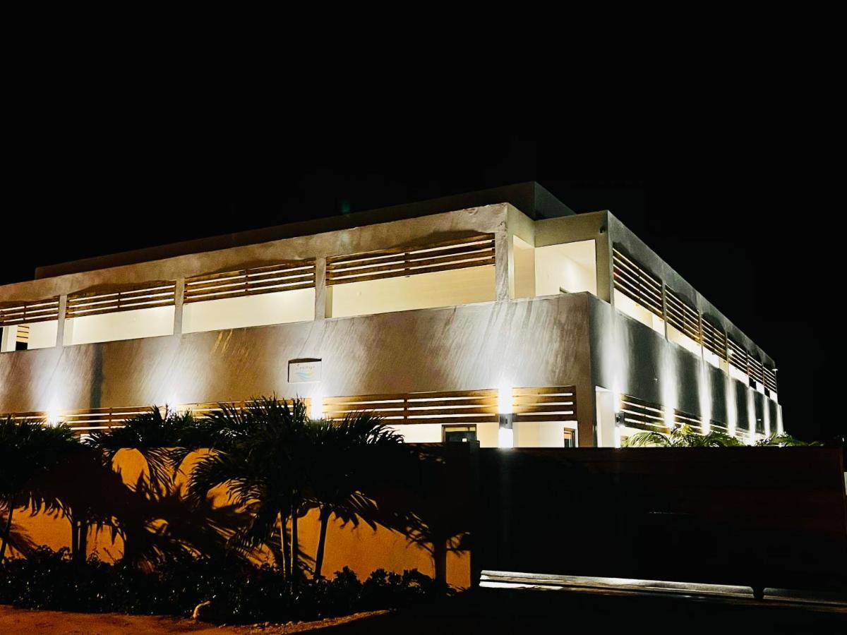 Seascape Hotel The Bight Settlements Buitenkant foto